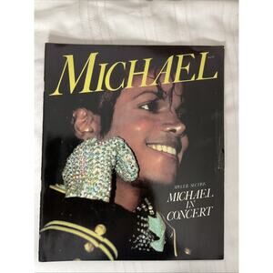 Michael Jackson Special Section Michael in Concert 1984 Book Booklet Magazine